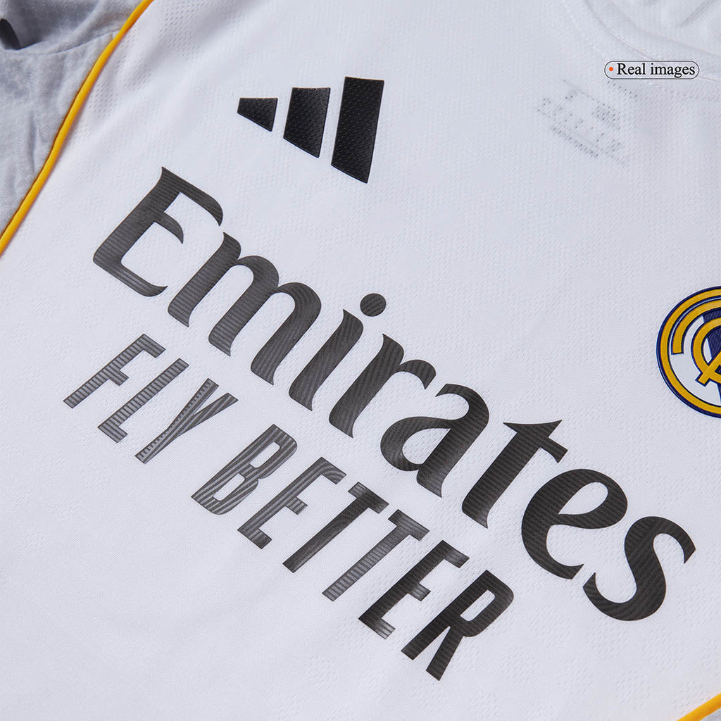 HUIJSEN #24 Real Madrid Domicile Maillot 2025/26 Authentique