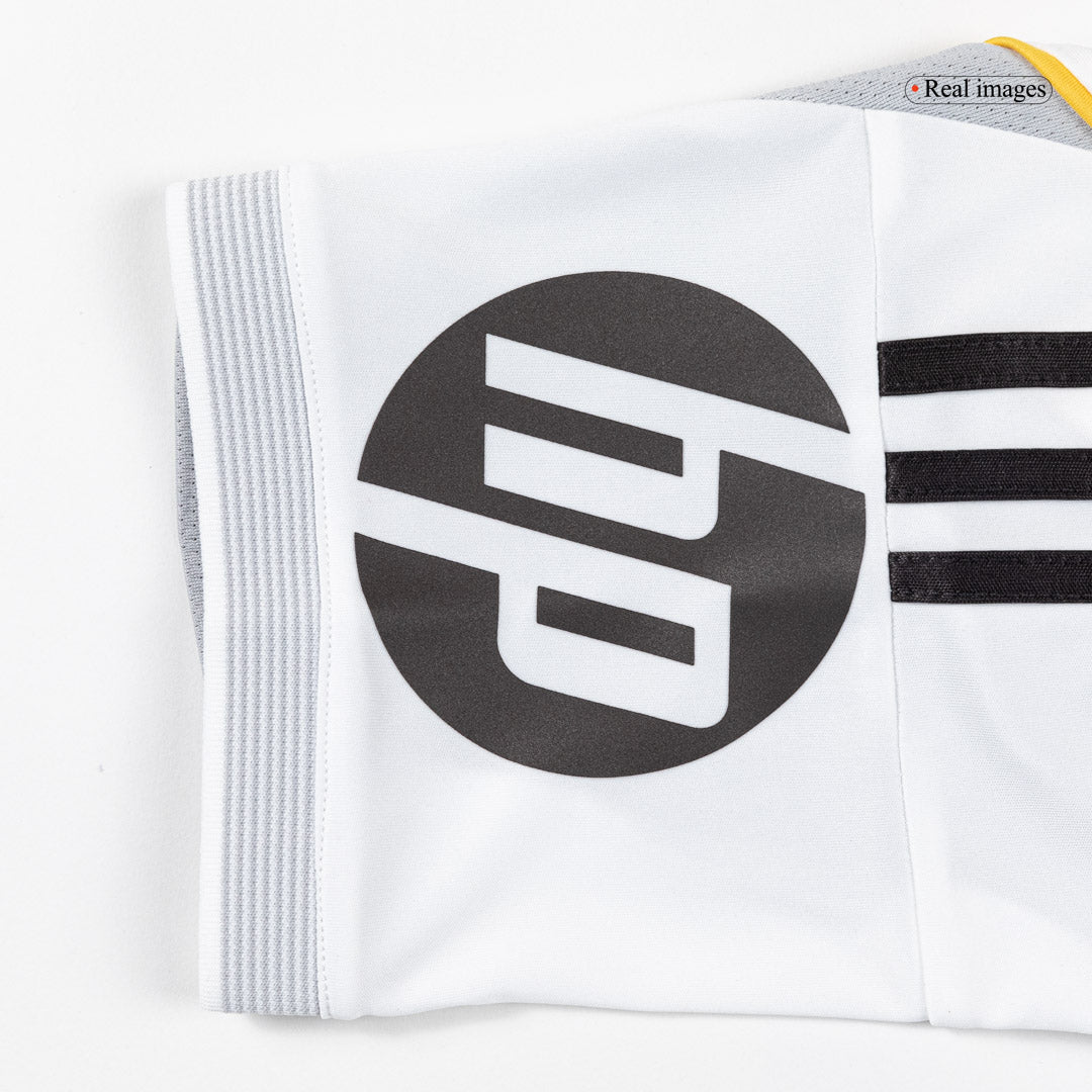 TCHOUAMENI #14 Real Madrid Domicile Maillot 2025/26 Blanc - Super